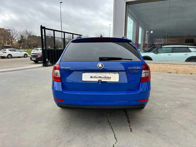 Skoda Octavia Combi 2.0 TDI 110kW(150CV) DSG Ambition  - Foto 8