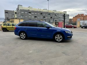 Skoda Octavia Combi 2.0 TDI 110kW(150CV) DSG Ambition  - Foto 6