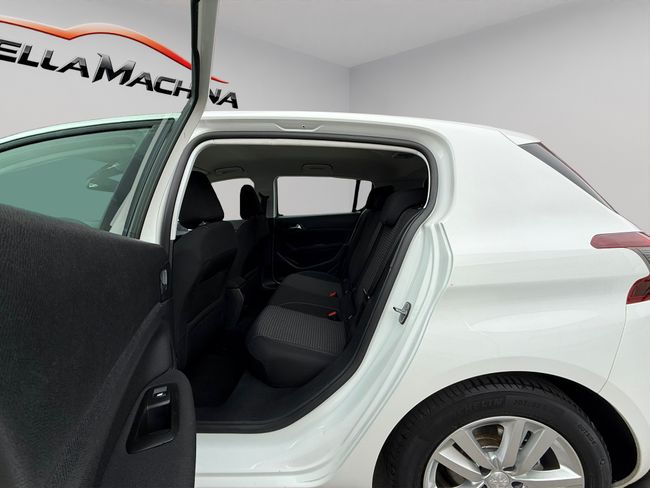 Peugeot 308 5p Style BlueHDi 130 S&S 6 Vel. MAN