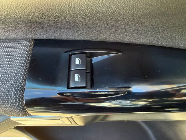 Citroën C4 Cactus BlueHDi 73KW (100CV) Shine