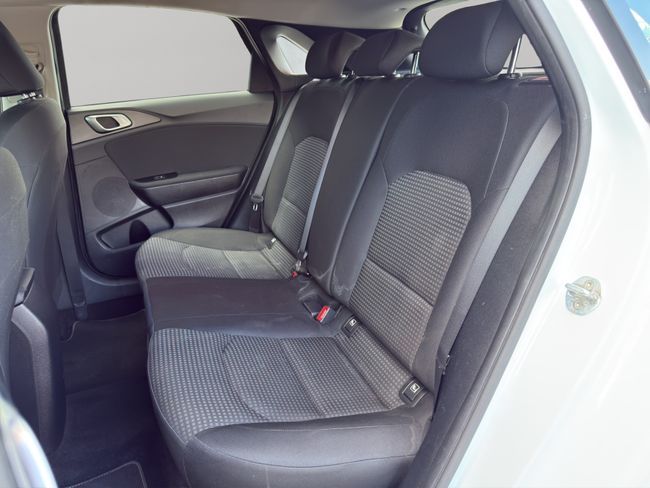 Kia Ceed 1.6 CRDi 85kW (115CV) Concept