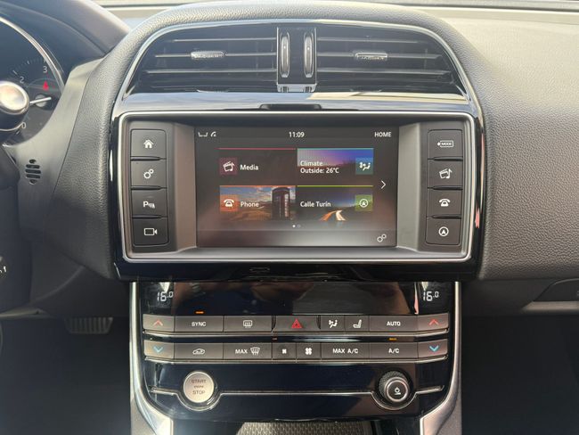 Jaguar XE 2.0D I4 132kW(180CV) RWD AT R-Dynamic SE