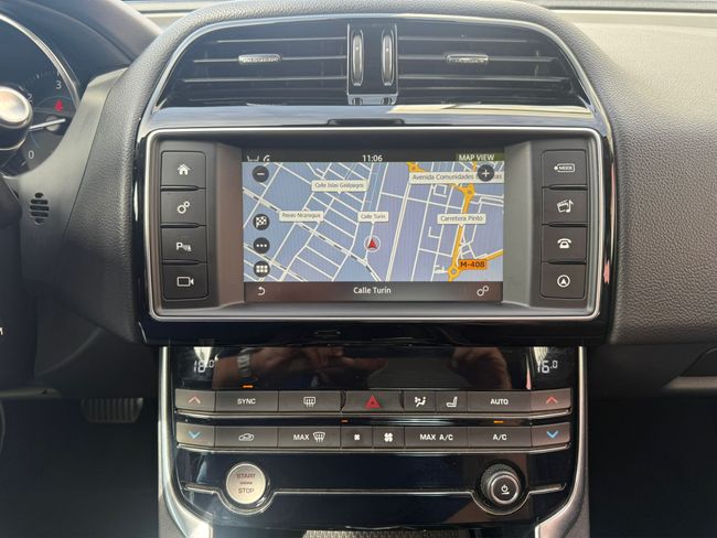 Jaguar XE 2.0D I4 132kW(180CV) RWD AT R-Dynamic SE