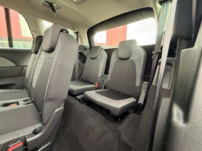Citroën Grand C4 Spacetourer BlueHDi 96KW (130CV) EAT8 C-Series