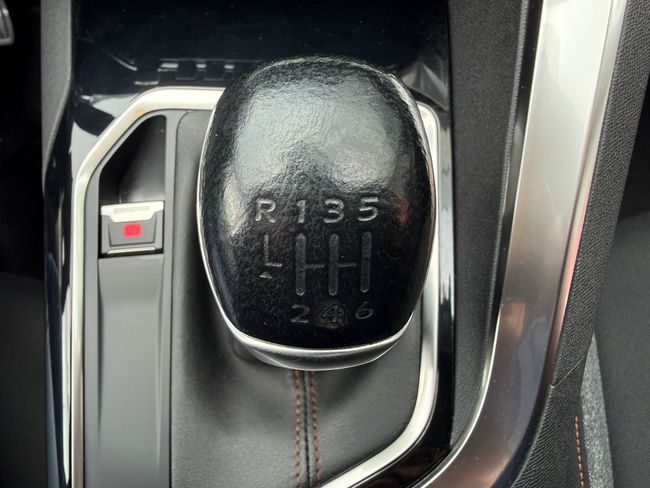 Peugeot 5008 Active 1.5L BlueHDi 96kW (130CV) S&S