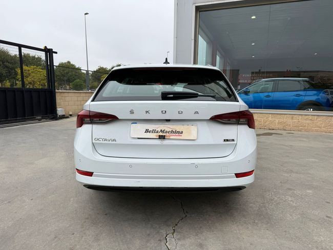 Skoda Octavia Combi 1.0 TSI 81kW(110CV) DSG mHEV Ambi.