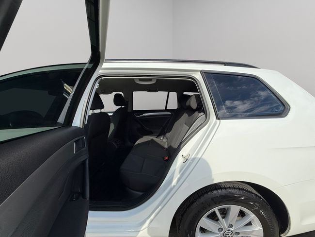 Volkswagen Golf Business 1.6 TDI 85kW (115CV) Variant