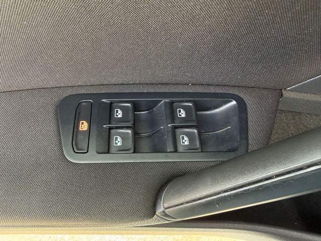 Volkswagen Golf Business 1.6 TDI 85kW (115CV) Variant