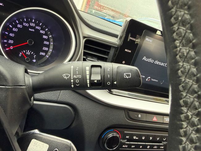 Kia Ceed 1.6 CRDi 100kW (136CV) Drive