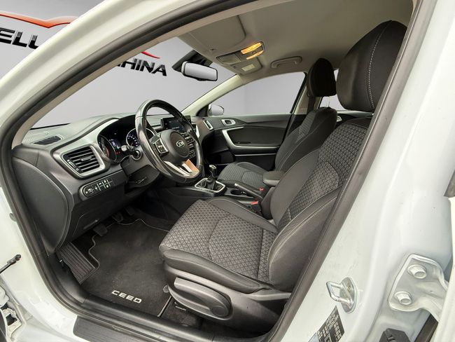 Kia Ceed 1.6 CRDi 100kW (136CV) Drive