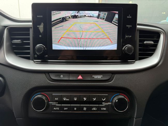 Kia Ceed 1.6 CRDi 100kW (136CV) Drive