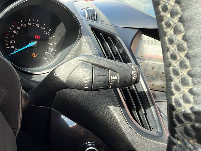 Ford Kuga Titanium 2.0 TDCi Auto-Start-Stop 110 kW (150 CV) 4x4 PowerShift