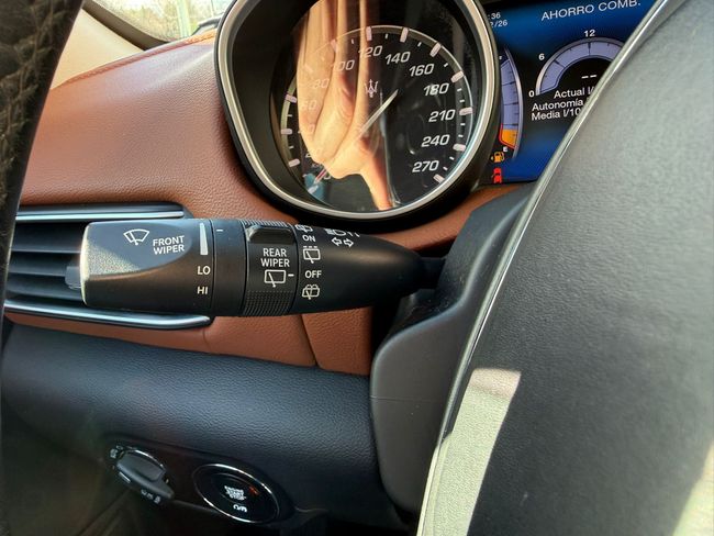 Maserati Levante V6 275 HP D AWD GranLusso