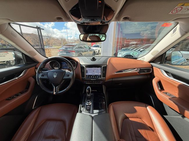 Maserati Levante V6 275 HP D AWD GranLusso