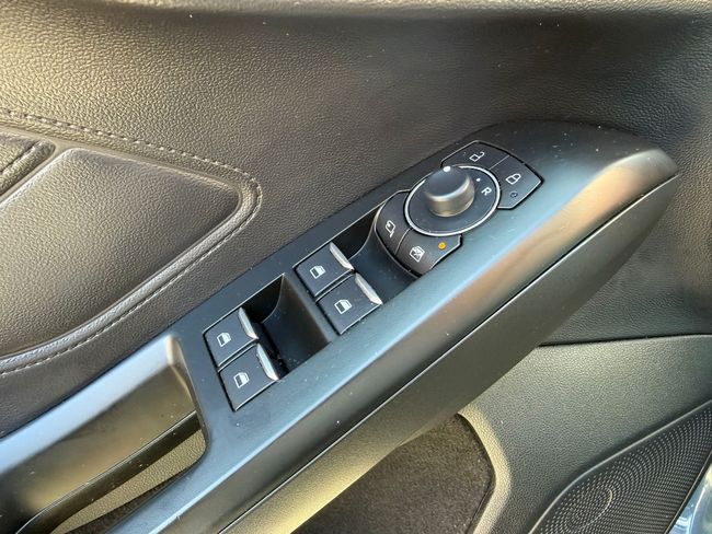 Ford Focus 1.0 Ecoboost MHEV 92kW ST-Line Auto SB