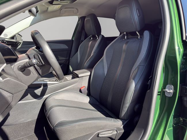 Peugeot 308 5P Allure BlueHDi 130 S&S EAT8