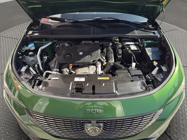 Peugeot 308 5P Allure BlueHDi 130 S&S EAT8