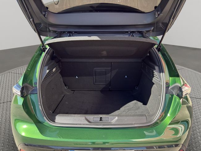 Peugeot 308 5P Allure BlueHDi 130 S&S EAT8