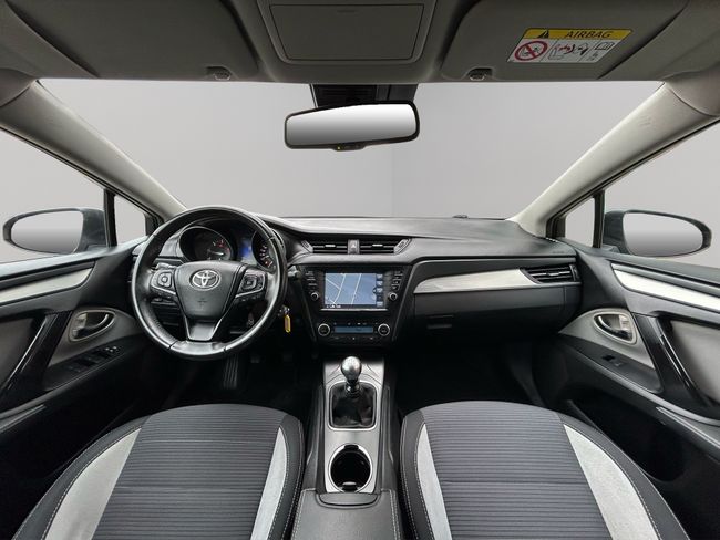 Toyota Avensis 2.0 150D ADVANCE