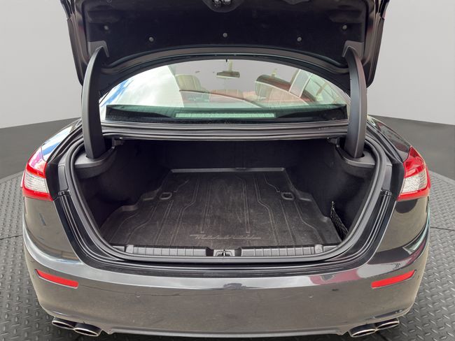 Maserati Ghibli 3.0 V6 DS 275CV RWD