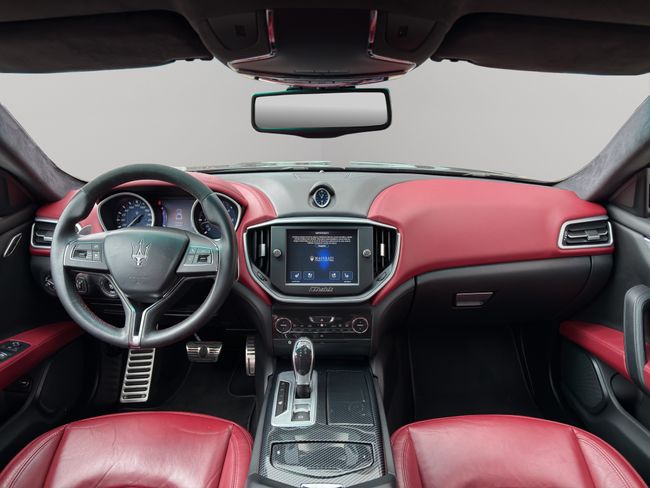 Maserati Ghibli 3.0 V6 DS 275CV RWD