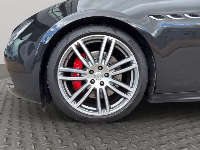 Maserati Ghibli 3.0 V6 DS 275CV RWD