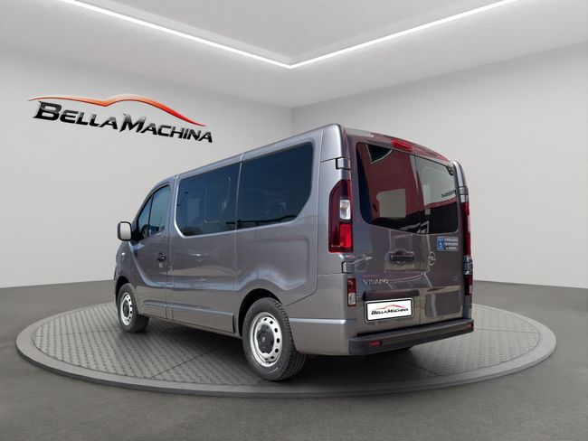 Opel Vivaro L1 9 PLAZAS