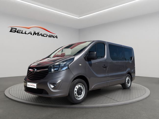 Opel Vivaro L1 9 PLAZAS