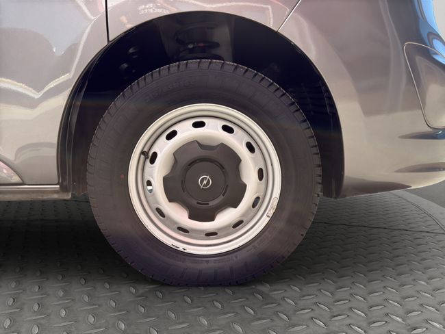 Opel Vivaro L1 9 PLAZAS