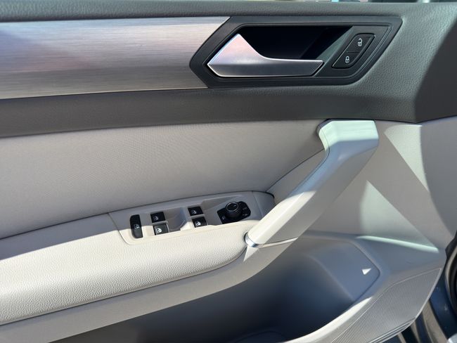 Volkswagen Touran Advance 1.4 TSI 150CV BMT