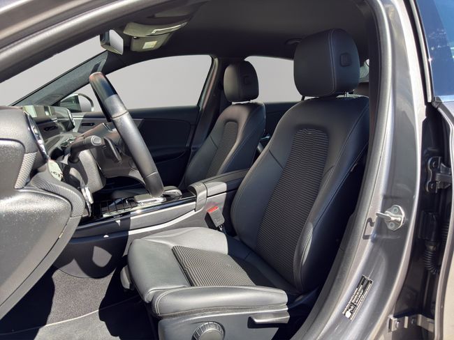 Mercedes Clase A Sedán A 180 d