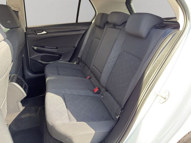 Volkswagen Golf Life 1.5 TSI 96kW (130CV)