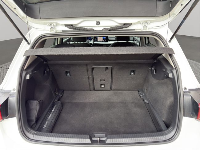 Volkswagen Golf Life 1.5 TSI 96kW (130CV)