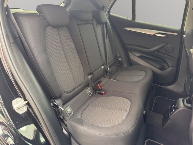 BMW X2 sDrive16d Business