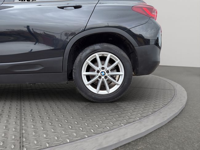 BMW X2 sDrive16d Business