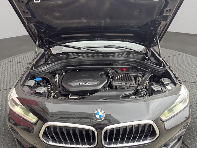 BMW X2 sDrive16d Business