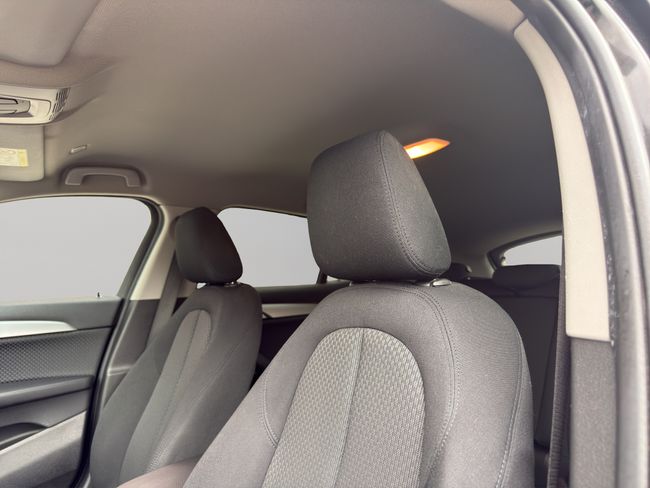 BMW X2 sDrive16d Business