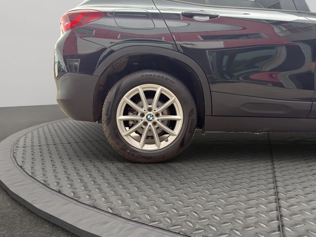BMW X2 sDrive16d Business