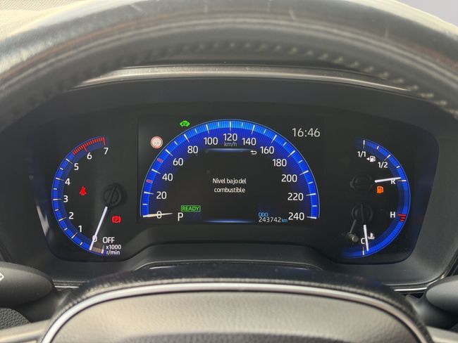 Toyota Corolla 1.8 125H ACTIVE TECH E-CVT