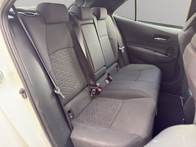 Toyota Corolla 1.8 125H ACTIVE TECH E-CVT