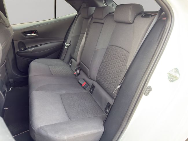 Toyota Corolla 1.8 125H ACTIVE TECH E-CVT