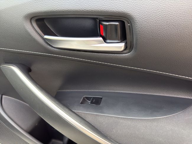 Toyota Corolla 1.8 125H ACTIVE TECH E-CVT