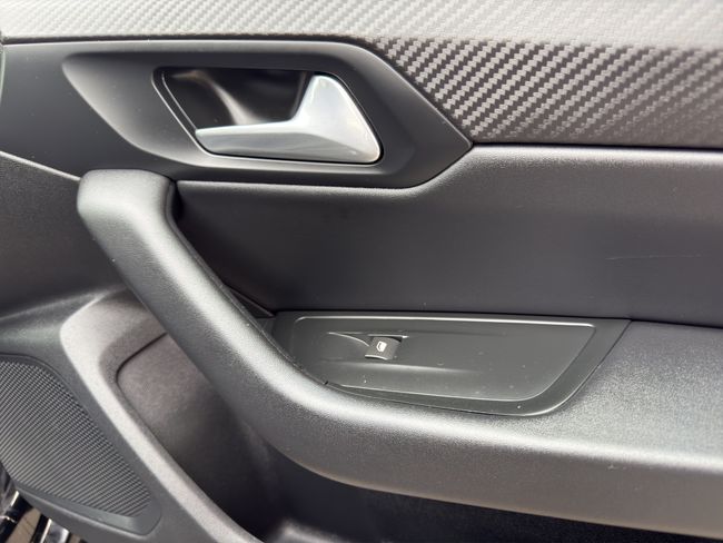 Peugeot 508 5P Allure Pack BlueHDi 130 S&S EAT8