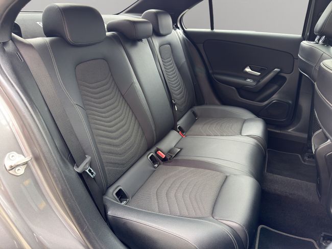 Mercedes Clase A Sedán A 200 d