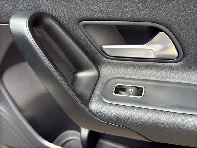 Mercedes Clase A Sedán A 200 d