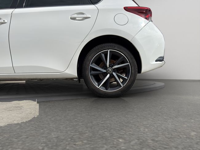Toyota Auris 1.8 140H Hybrid Feel! Edition
