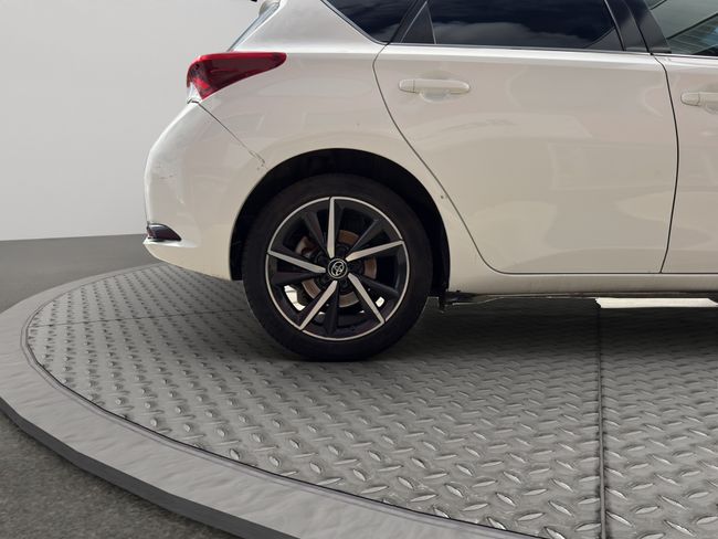 Toyota Auris 1.8 140H Hybrid Feel! Edition