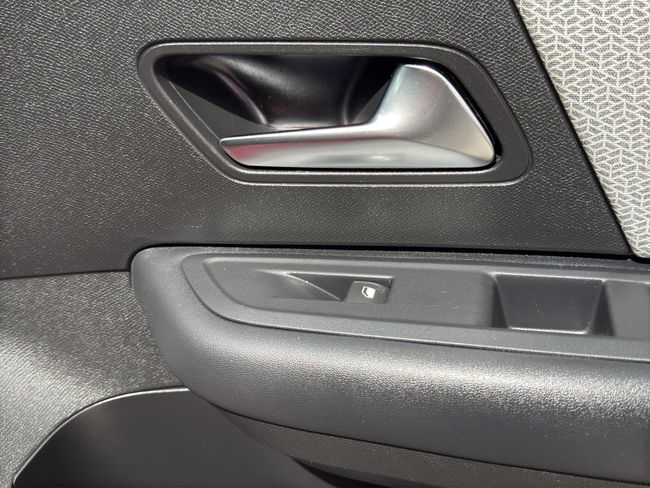 Citroën C4 PureTech 130 S&S EAT8 Shine