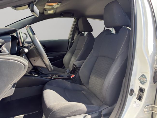 Toyota Corolla 1.8 125H ACTIVE TECH E-CVT
