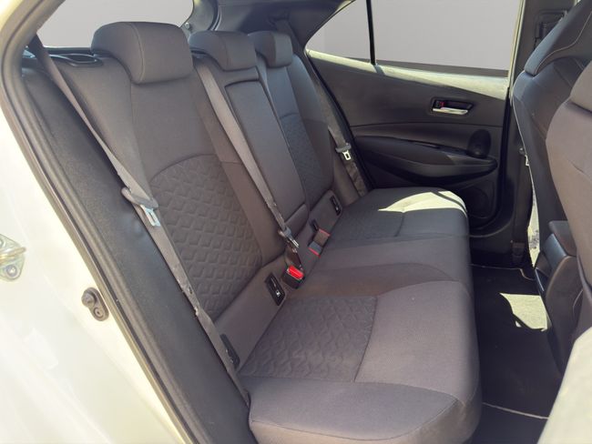 Toyota Corolla 1.8 125H ACTIVE TECH E-CVT